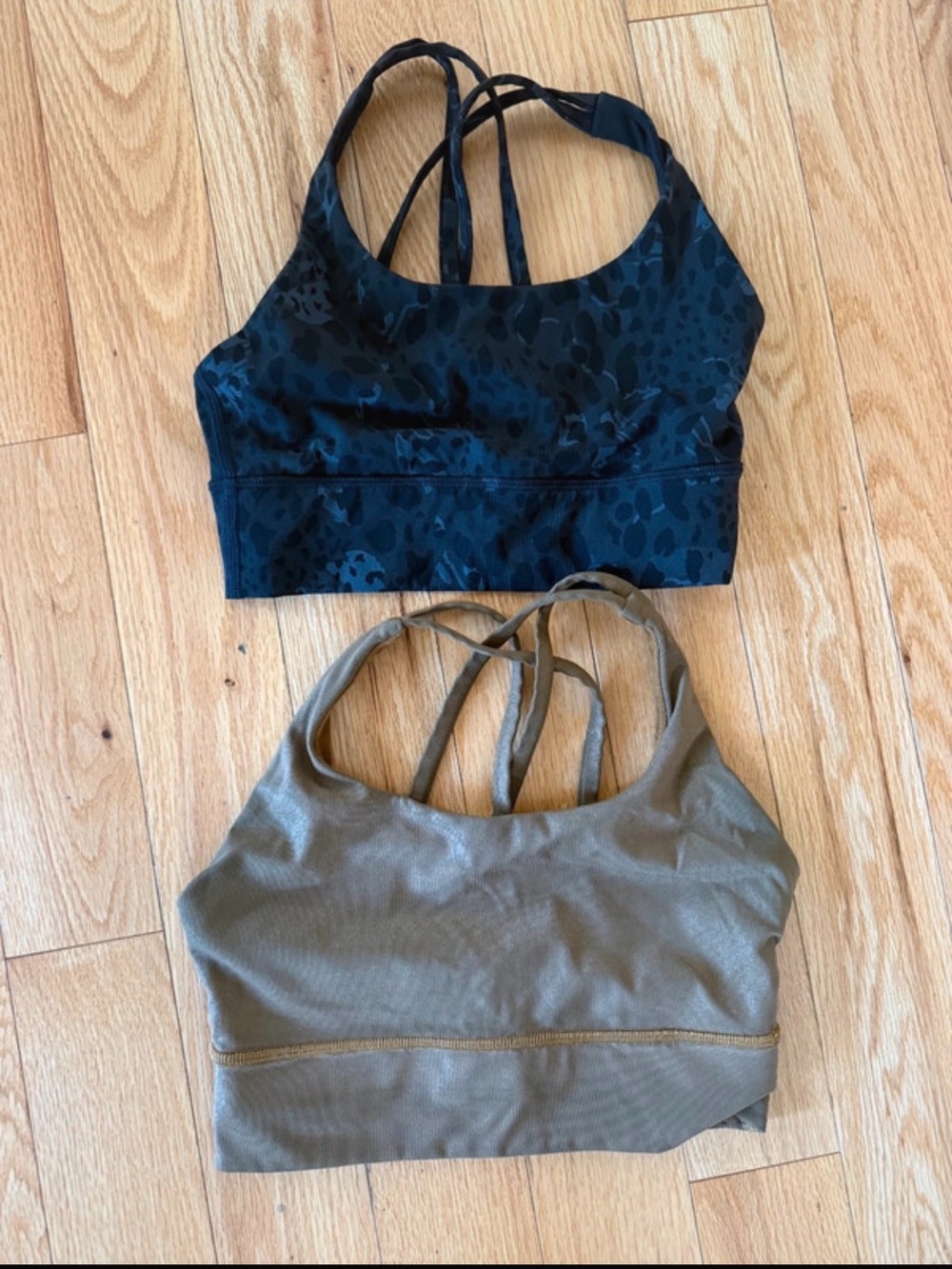 Bundle of 2 Lululemon Energy Bra Long Line - Size 4